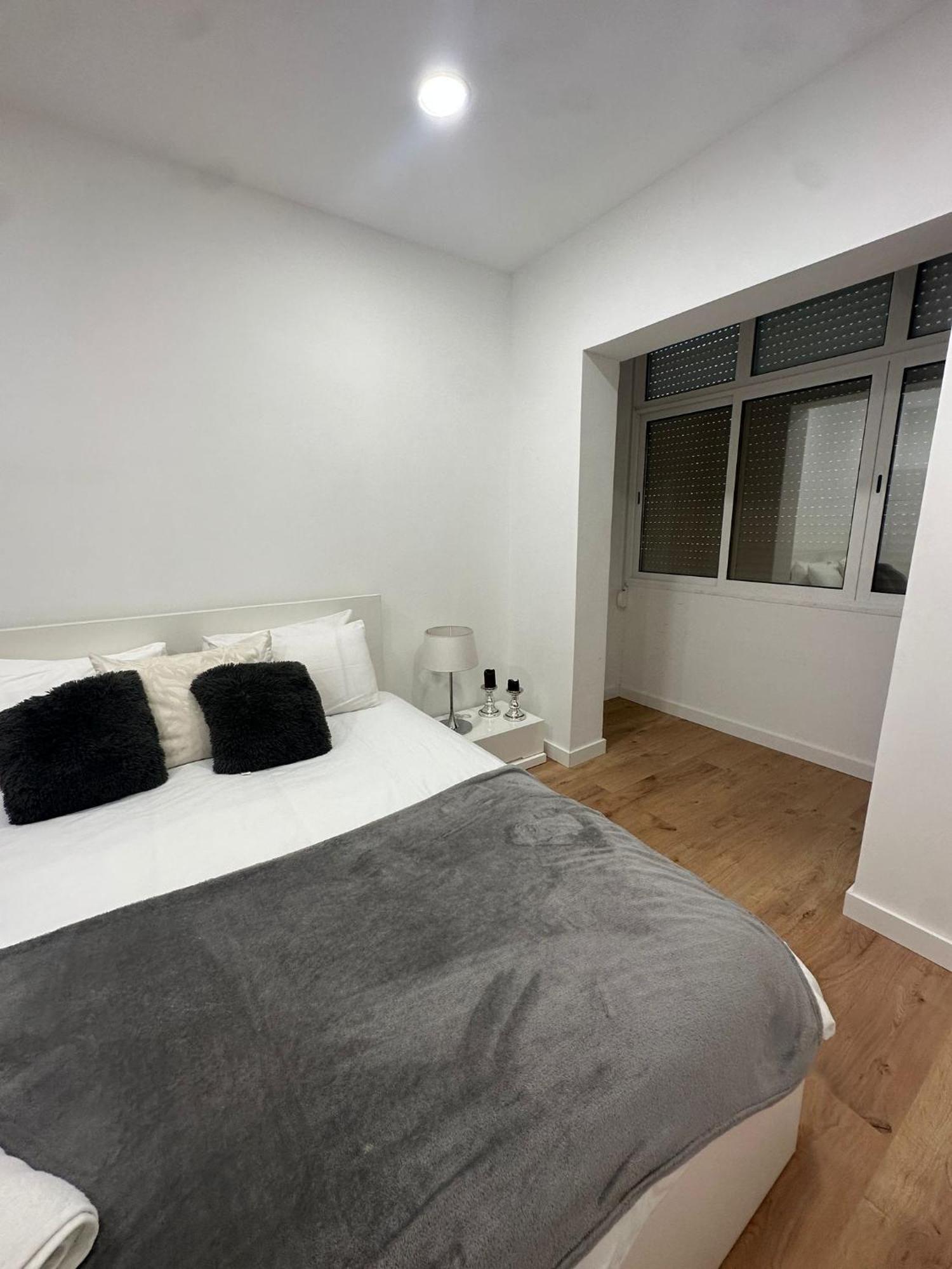 Apartamento T3 Em Lisboa/ Келуш Экстерьер фото